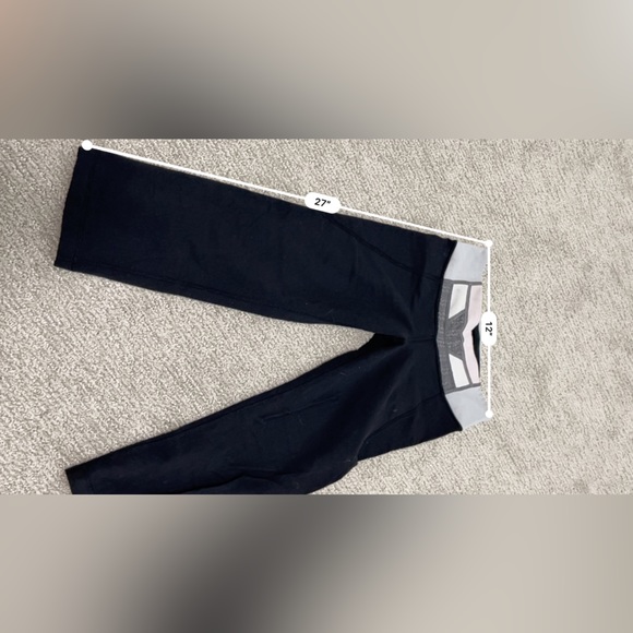 3/$20 Lululemon crop black legging - Picture 2 of 7